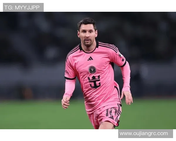 一月生日足球球星盘点：从梅西到小罗的传奇岁月与荣耀瞬间