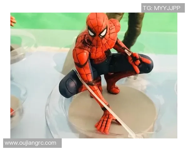 足球明星扭蛋热潮来袭 让你拥有超逼真球星手办收藏体验